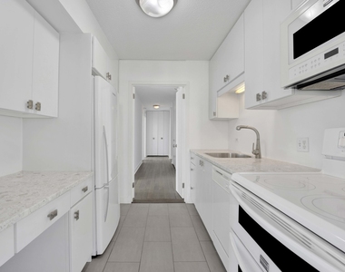 10 E Ontario Street - Photo Thumbnail 9