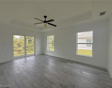 2317 Ne 39th Street - Photo Thumbnail 6