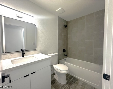 2317 Ne 39th Street - Photo Thumbnail 18