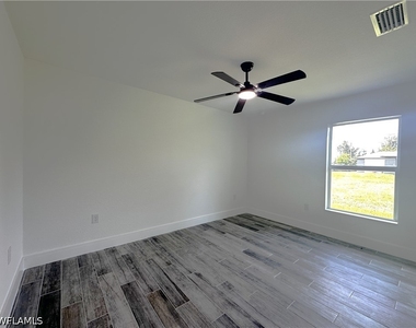 2317 Ne 39th Street - Photo Thumbnail 15