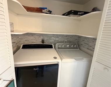 716 Tarpon Street - Photo Thumbnail 11