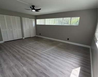 716 Tarpon Street - Photo Thumbnail 2