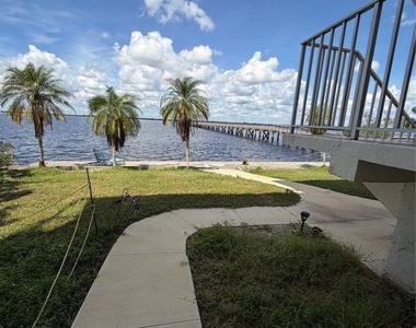 712 Tarpon Street - Photo Thumbnail 13
