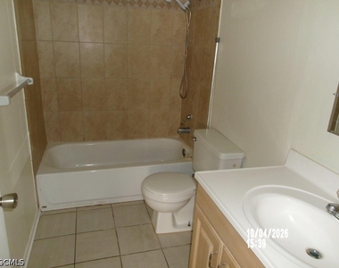 8259 Beacon Boulevard - Photo Thumbnail 8