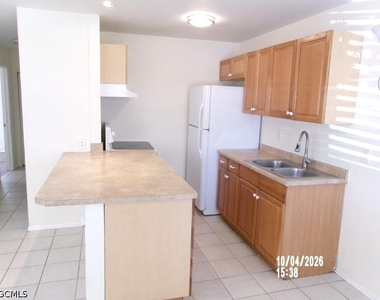 8259 Beacon Boulevard - Photo Thumbnail 7