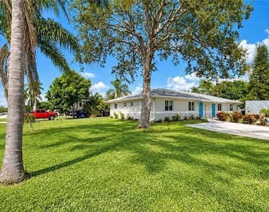 9141 Carolina Street - Photo Thumbnail 2