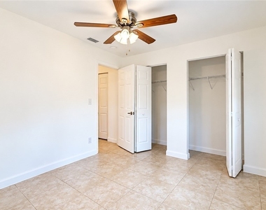 9141 Carolina Street - Photo Thumbnail 15