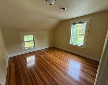 206 Chester - Photo Thumbnail 18