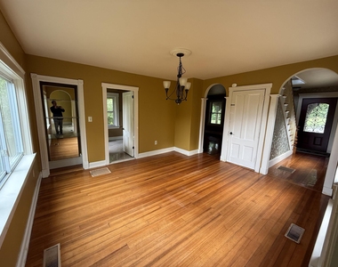 206 Chester - Photo Thumbnail 5