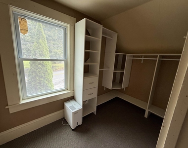 206 Chester - Photo Thumbnail 20