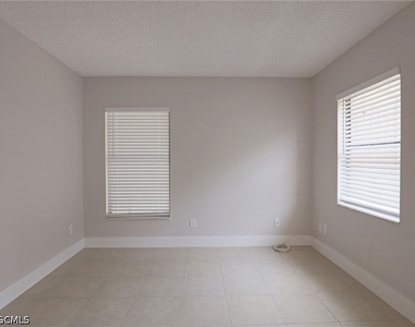 5307 Summerlin Road - Photo Thumbnail 10