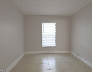 5307 Summerlin Road - Photo Thumbnail 7