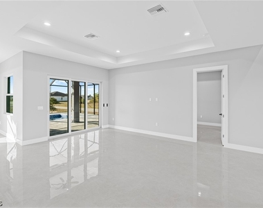 2830 Nw 41st Avenue - Photo Thumbnail 7