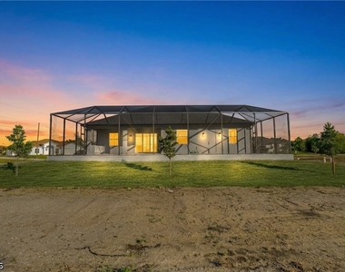 2830 Nw 41st Avenue - Photo Thumbnail 46
