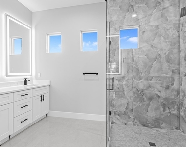 2830 Nw 41st Avenue - Photo Thumbnail 30