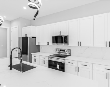 2830 Nw 41st Avenue - Photo Thumbnail 13