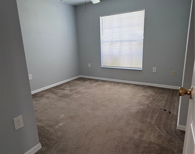 2717 4th Street Sw - Photo Thumbnail 2