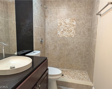 723 Homer Avenue S - Photo Thumbnail 14