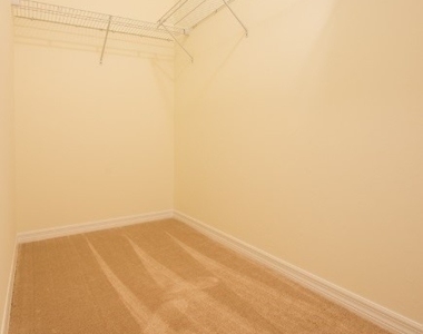 4409 Nw 32nd Terrace - Photo Thumbnail 7