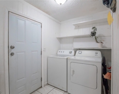 735 N Granja Street - Photo Thumbnail 7