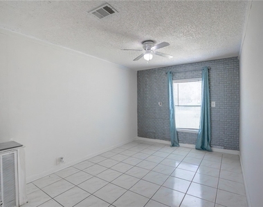735 N Granja Street - Photo Thumbnail 9