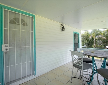 735 N Granja Street - Photo Thumbnail 3