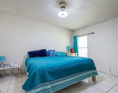 735 N Granja Street - Photo Thumbnail 15