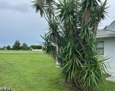 1030 Se 5th Avenue - Photo Thumbnail 2
