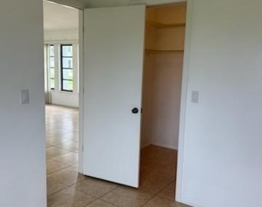 1030 Se 5th Avenue - Photo Thumbnail 18