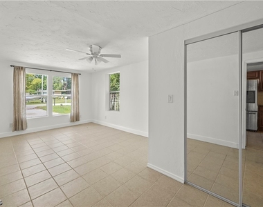 4081 Springs Lane - Photo Thumbnail 9