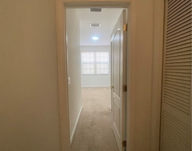 4341 Lazio Way - Photo Thumbnail 35