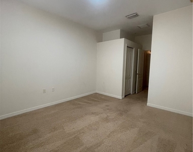 4341 Lazio Way - Photo Thumbnail 37