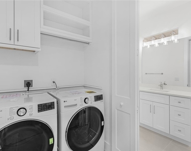 3804 Se 12th Avenue - Photo Thumbnail 5