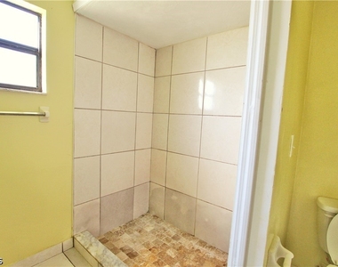 604 Weston Road - Photo Thumbnail 5