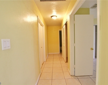 604 Weston Road - Photo Thumbnail 3