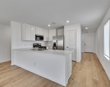 6227 Pelly Place - Photo Thumbnail 7
