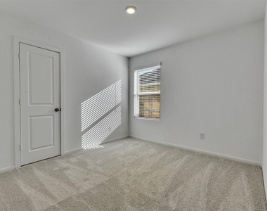 6227 Pelly Place - Photo Thumbnail 16