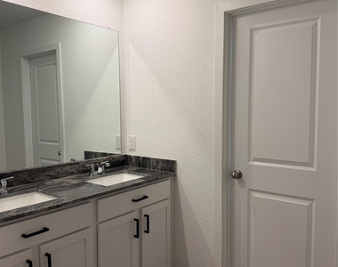 17802 Delmar Heights Lane - Photo Thumbnail 10