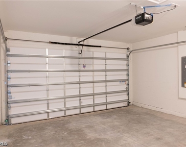 1050 Enbrook Loop - Photo Thumbnail 19