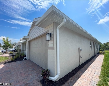 1050 Enbrook Loop - Photo Thumbnail 21