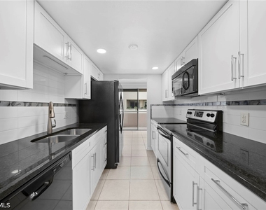4807 Sunset Court - Photo Thumbnail 8