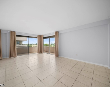 4807 Sunset Court - Photo Thumbnail 4