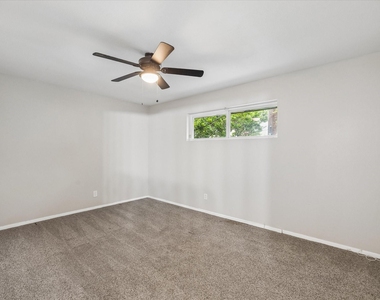 3938 W Alabama Street - Photo Thumbnail 5