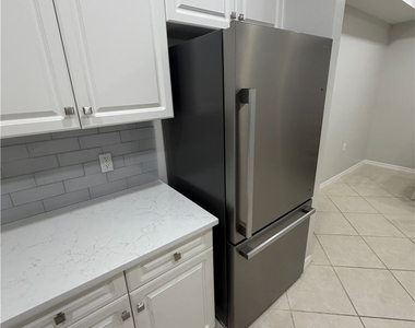 8550 Kingbird Loop - Photo Thumbnail 10