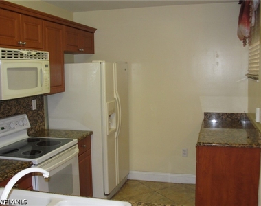 15449 Bellamar Circle - Photo Thumbnail 5