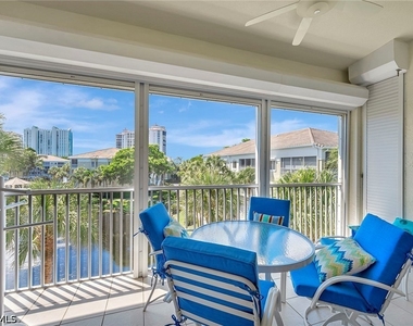 7654 Pebble Creek Circle - Photo Thumbnail 9