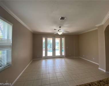 6658 Plantation Preserve Circle N - Photo Thumbnail 5