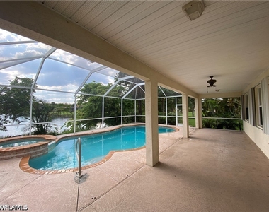 6658 Plantation Preserve Circle N - Photo Thumbnail 2