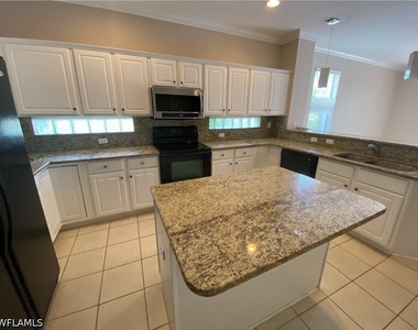 6658 Plantation Preserve Circle N - Photo Thumbnail 12