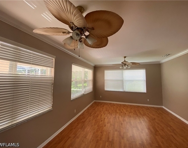 6658 Plantation Preserve Circle N - Photo Thumbnail 3